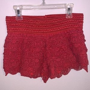 Ruffled shorts